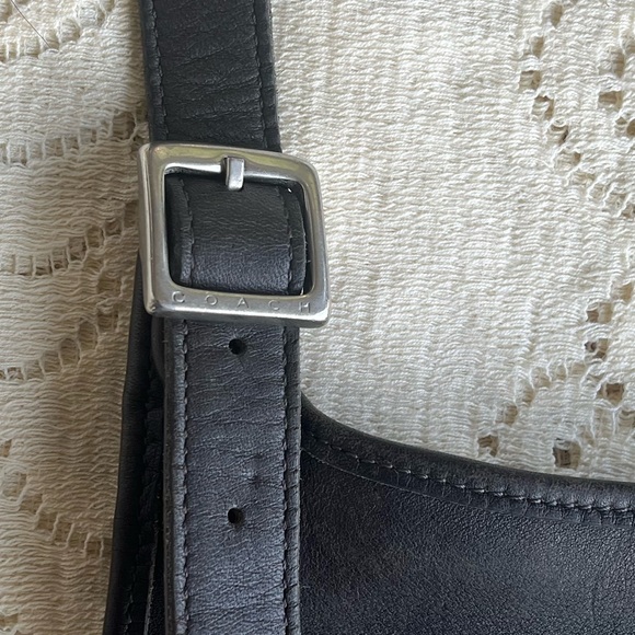 Vintage Coach Legacy Dark Grey Leather Hippie Saddle 9146. Made in Costa Rica. - Picture 5 of 10